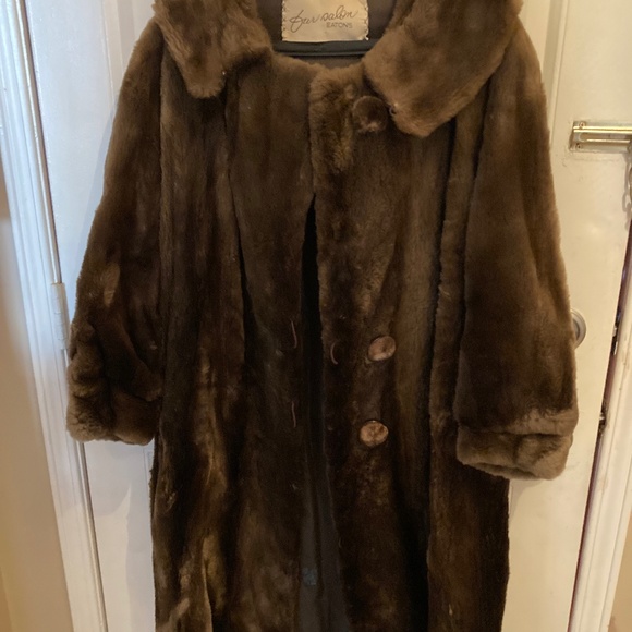 Ladies Mink Coat - Picture 1 of 1